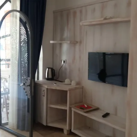 No 111 Boutique Hotel *
