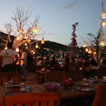No 111 Boutique Hotel *